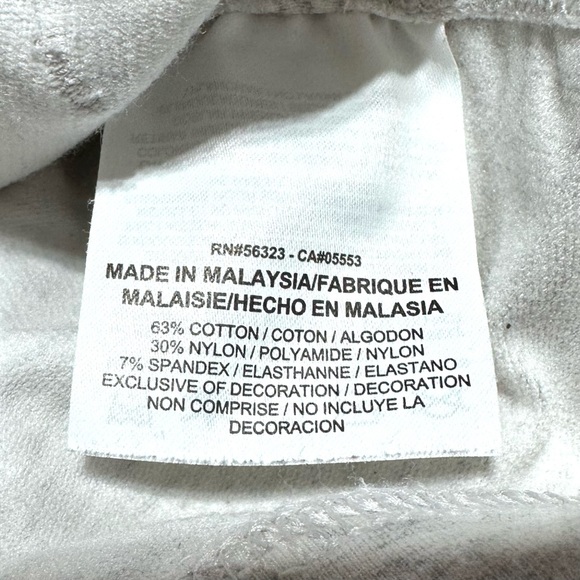 Nike Dri Fit Obsessed Light Gray Sleeveless Half Zip Am Hoodie Size XS - Picture 8 of 10